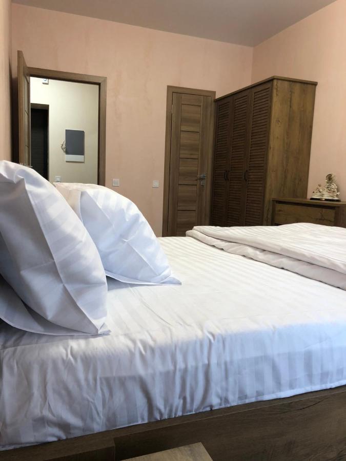 Goldenhaus Pushkina Str.27 Apartment Vinnytsia Ngoại thất bức ảnh